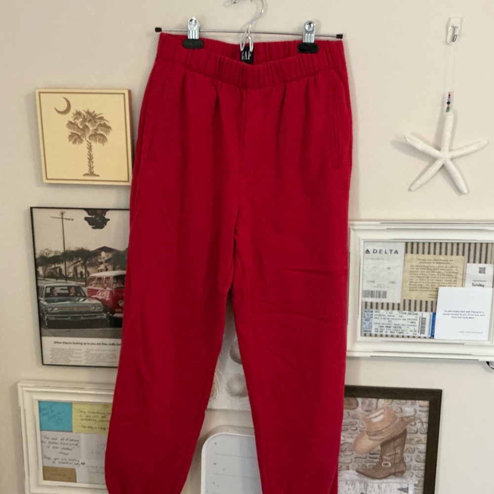 Gap Red Jogger Pants size medium